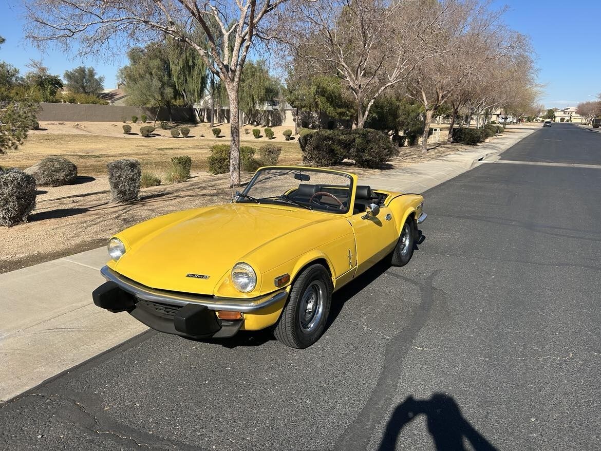 Triumph-Spitfire-1971-Convertible-3