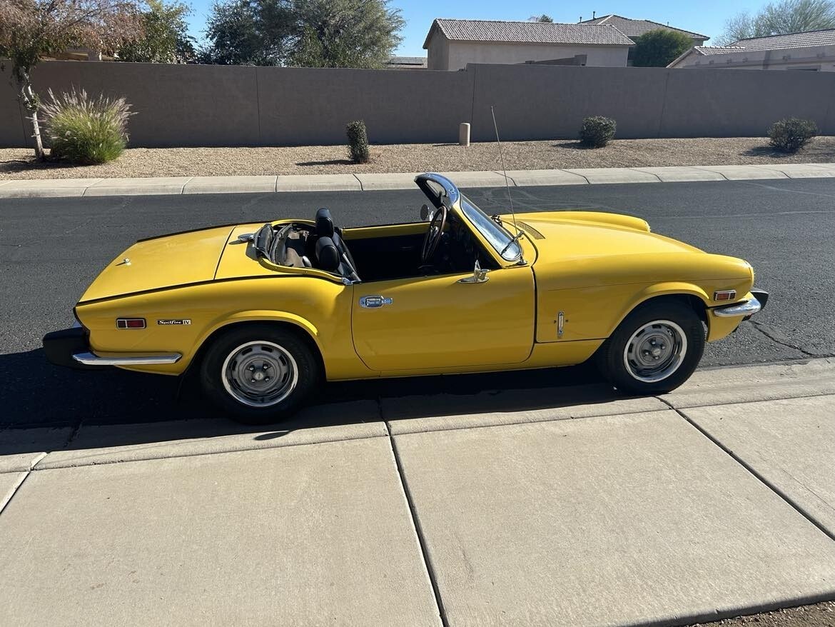 Triumph-Spitfire-1971-Convertible-6