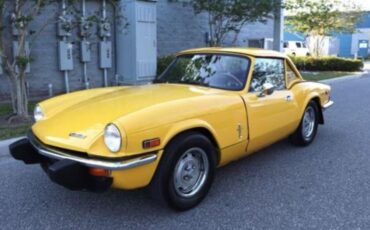 Triumph-Spitfire-1971-Convertible-8