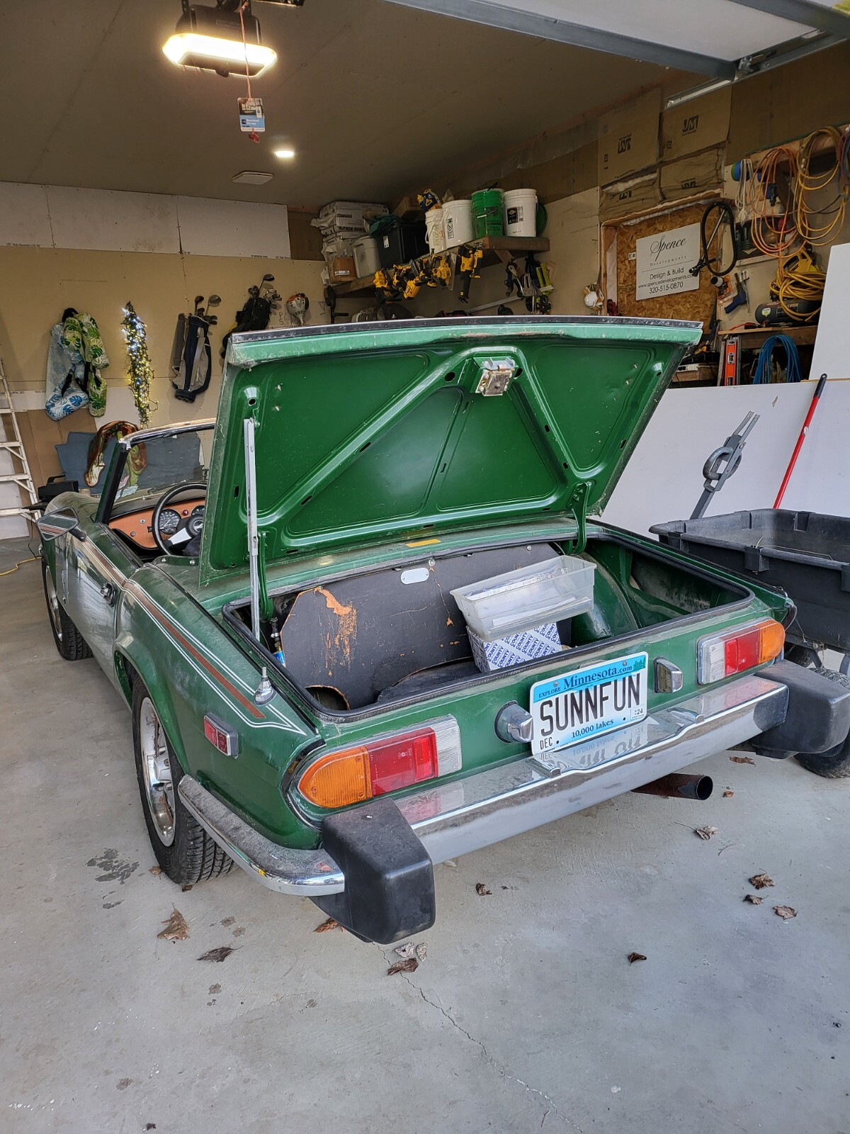 Triumph-Spitfire-1977-3