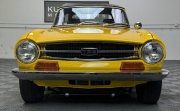 Triumph-TR-6-1969-10