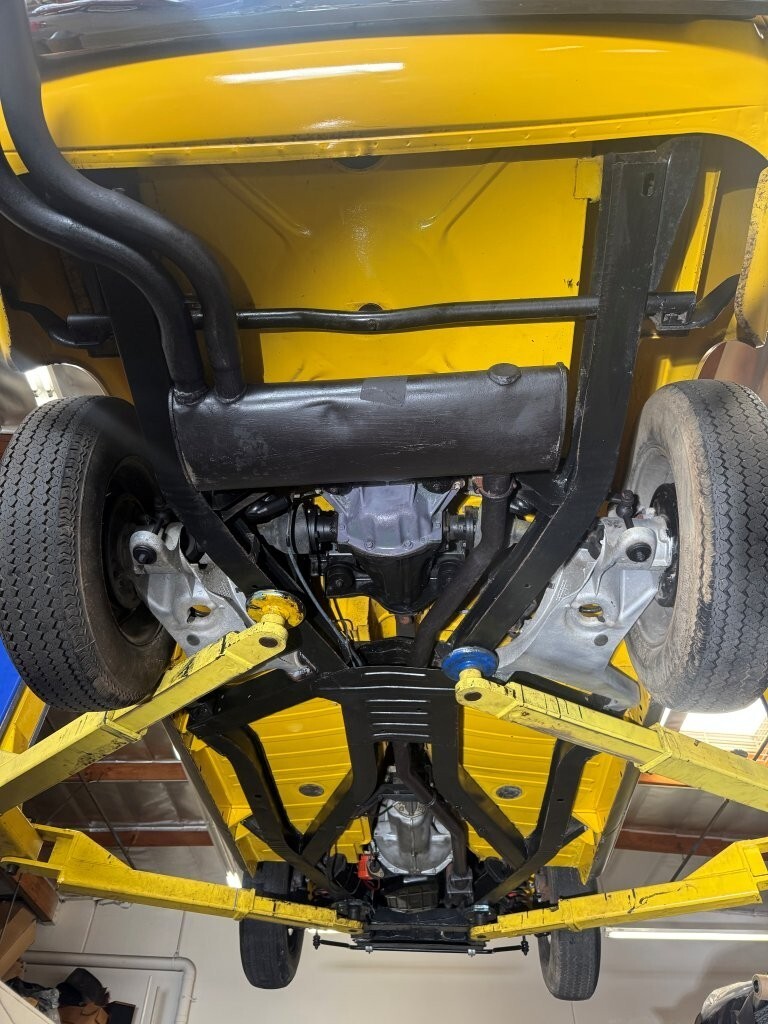 Triumph-TR-6-1969-35