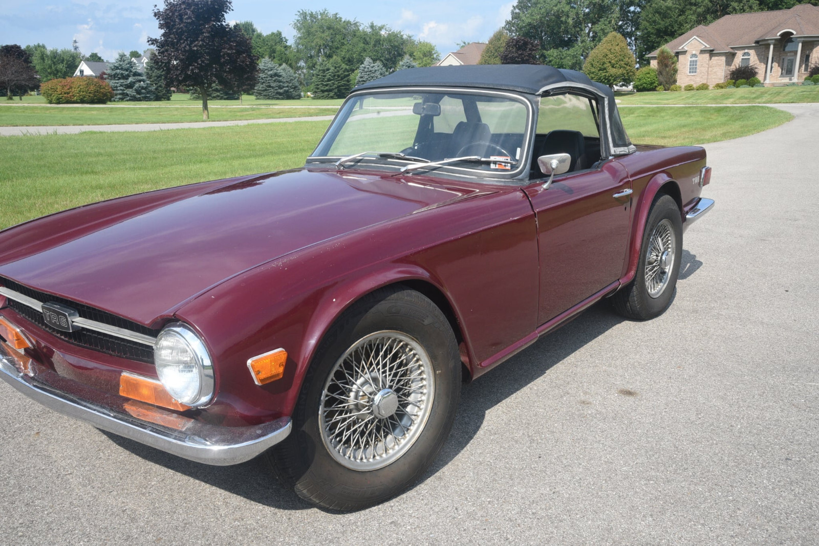 Triumph-TR-6-1970-Convertible-3