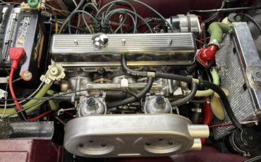 Triumph-TR-6-1971-Convertible-25