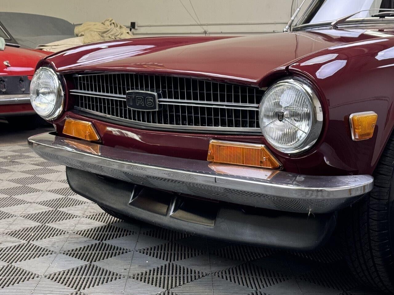 Triumph-TR-6-1971-Convertible-32