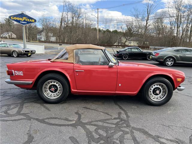 Triumph-TR-6-1972-10