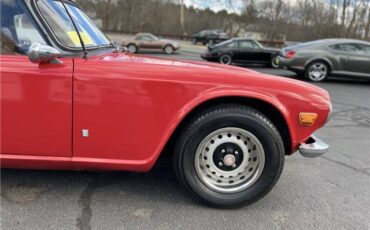 Triumph-TR-6-1972-11