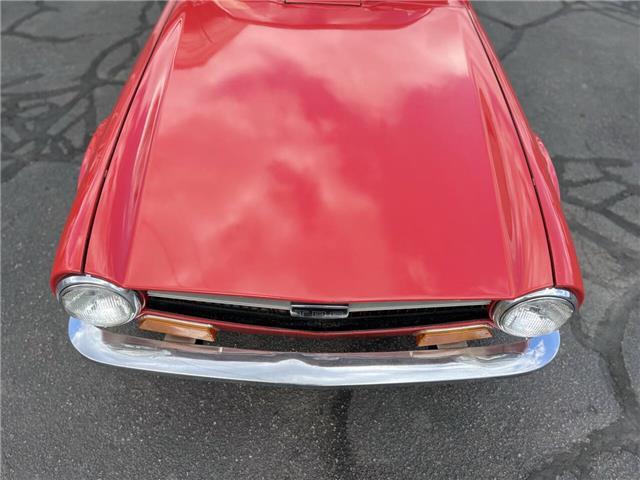 Triumph-TR-6-1972-13
