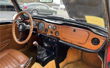 Triumph-TR-6-1972-23