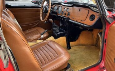 Triumph-TR-6-1972-24
