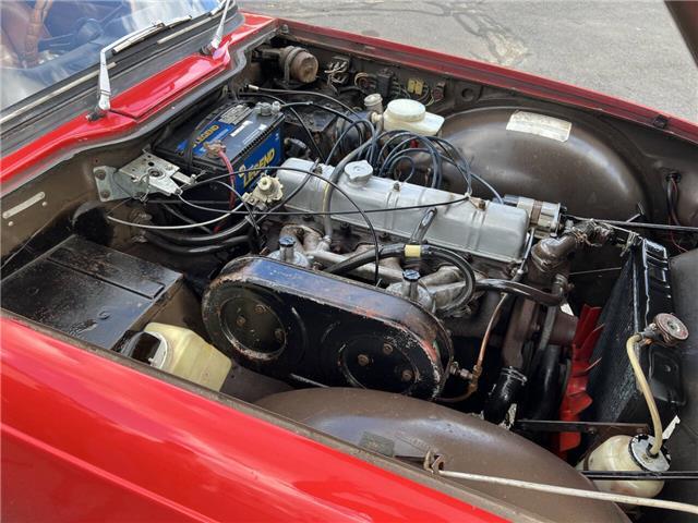 Triumph-TR-6-1972-27