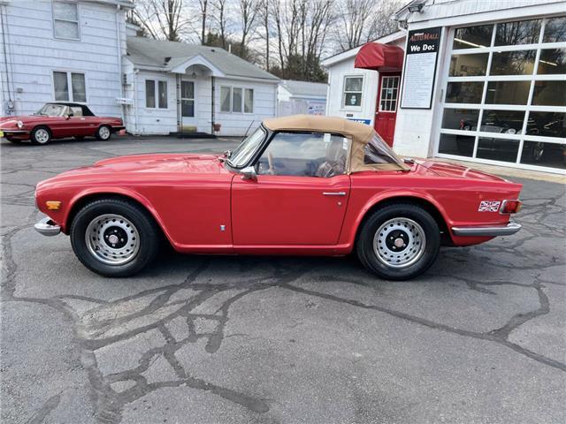 Triumph-TR-6-1972-3