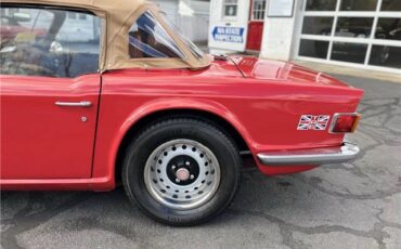 Triumph-TR-6-1972-5