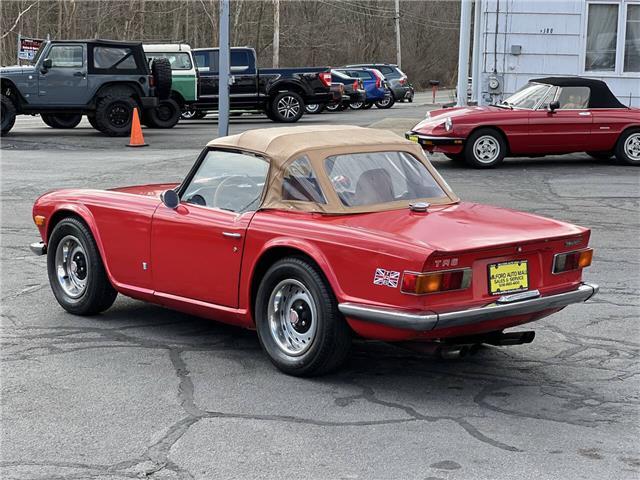 Triumph-TR-6-1972-6