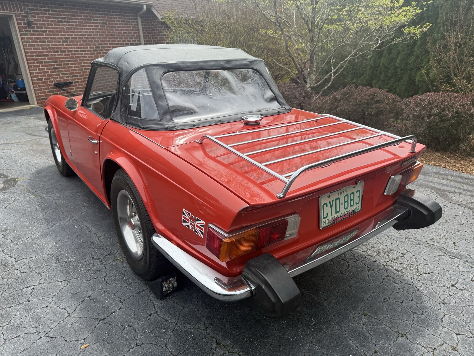Triumph-TR-6-1974-4
