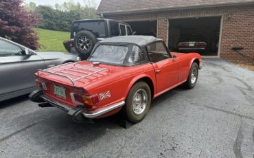 Triumph-TR-6-1974-5