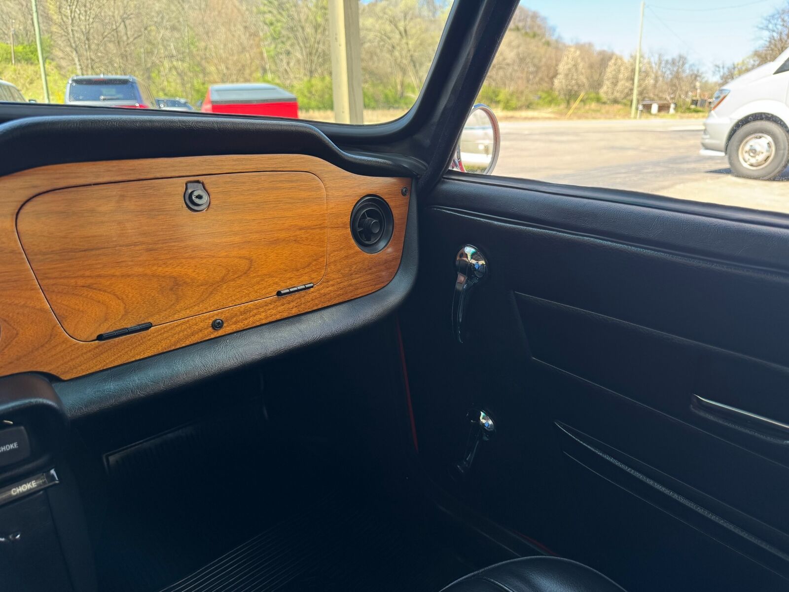 Triumph-TR-6-1974-Convertible-38
