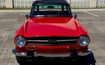 Triumph-TR-6-1974-Convertible-5