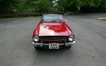 Triumph-TR-6-1975-Convertible-1