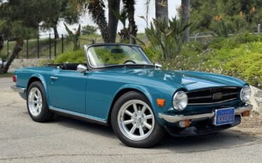 Triumph-TR-6-1975-Convertible-11