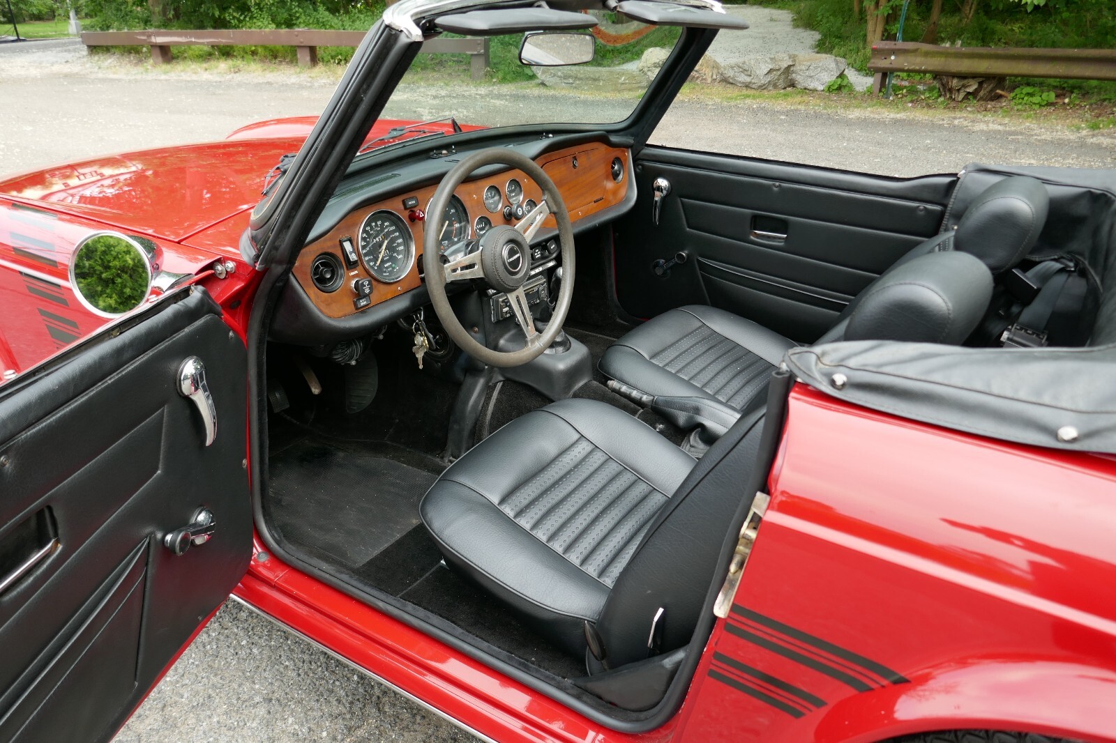 Triumph-TR-6-1975-Convertible-14