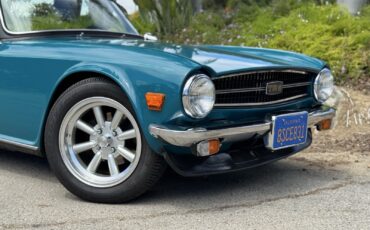 Triumph-TR-6-1975-Convertible-15