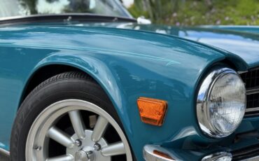 Triumph-TR-6-1975-Convertible-16
