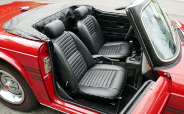 Triumph-TR-6-1975-Convertible-16