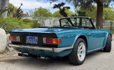 Triumph-TR-6-1975-Convertible-18