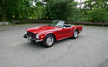 Triumph-TR-6-1975-Convertible-2