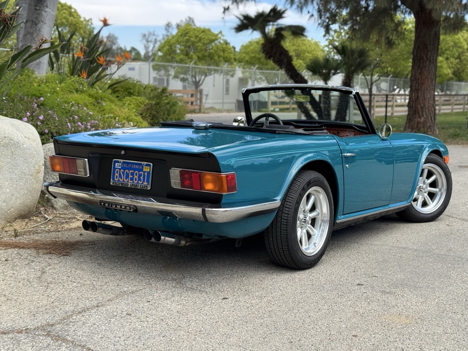 Triumph-TR-6-1975-Convertible-20