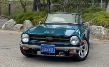 Triumph-TR-6-1975-Convertible-23