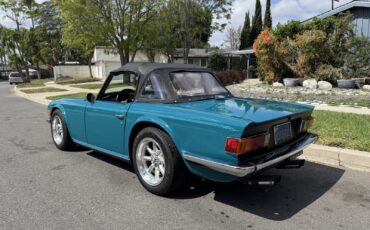 Triumph-TR-6-1975-Convertible-31