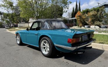 Triumph-TR-6-1975-Convertible-32