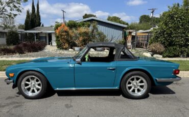 Triumph-TR-6-1975-Convertible-33