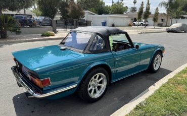 Triumph-TR-6-1975-Convertible-35