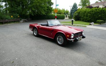 Triumph-TR-6-1975-Convertible