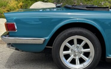 Triumph-TR-6-1975-Convertible-9