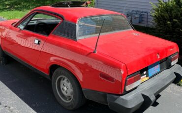 Triumph-TR-7-1978-3