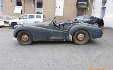 Triumph-TR3-1956-Convertible-1