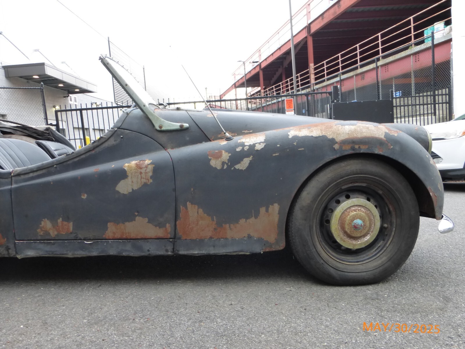 Triumph-TR3-1956-Convertible-13