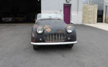 Triumph-TR3-1956-Convertible