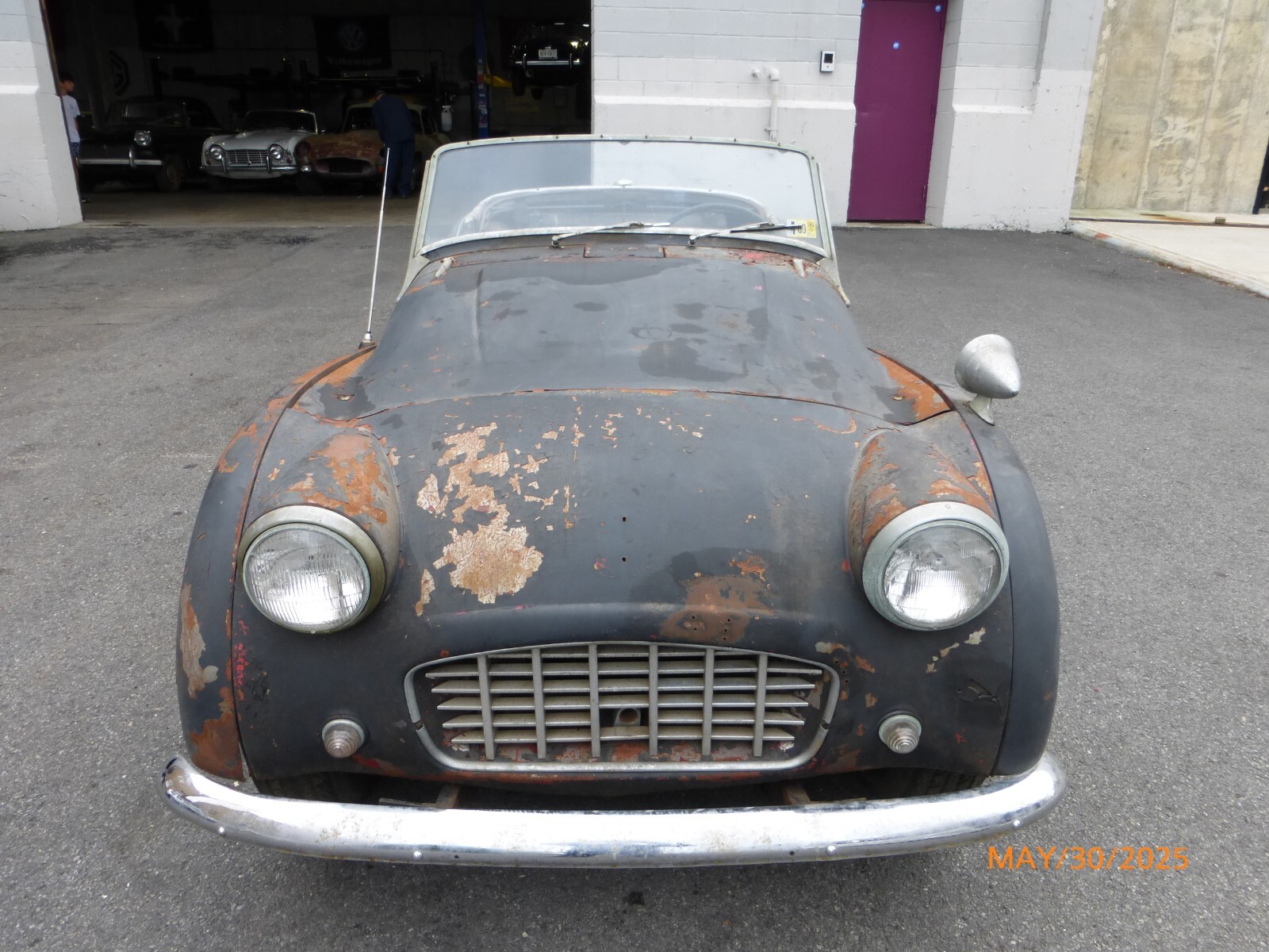 Triumph-TR3-1956-Convertible-5