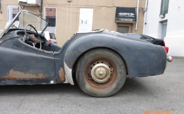Triumph-TR3-1956-Convertible-8