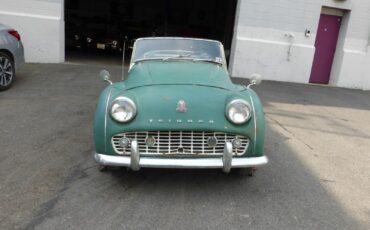 Triumph-TR3-1958-Convertible-1