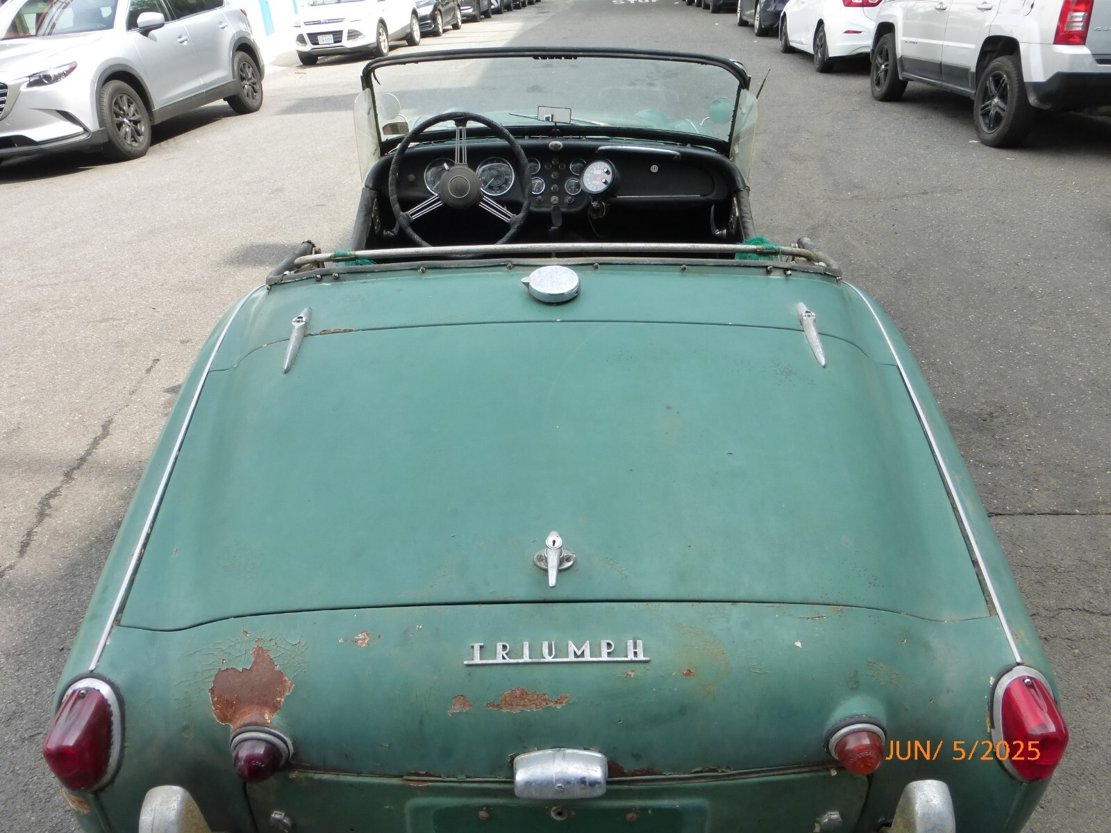 Triumph-TR3-1958-Convertible-11