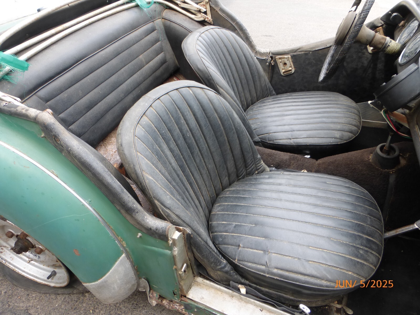 Triumph-TR3-1958-Convertible-18