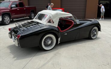 Triumph-TR3-1960-Convertible-8