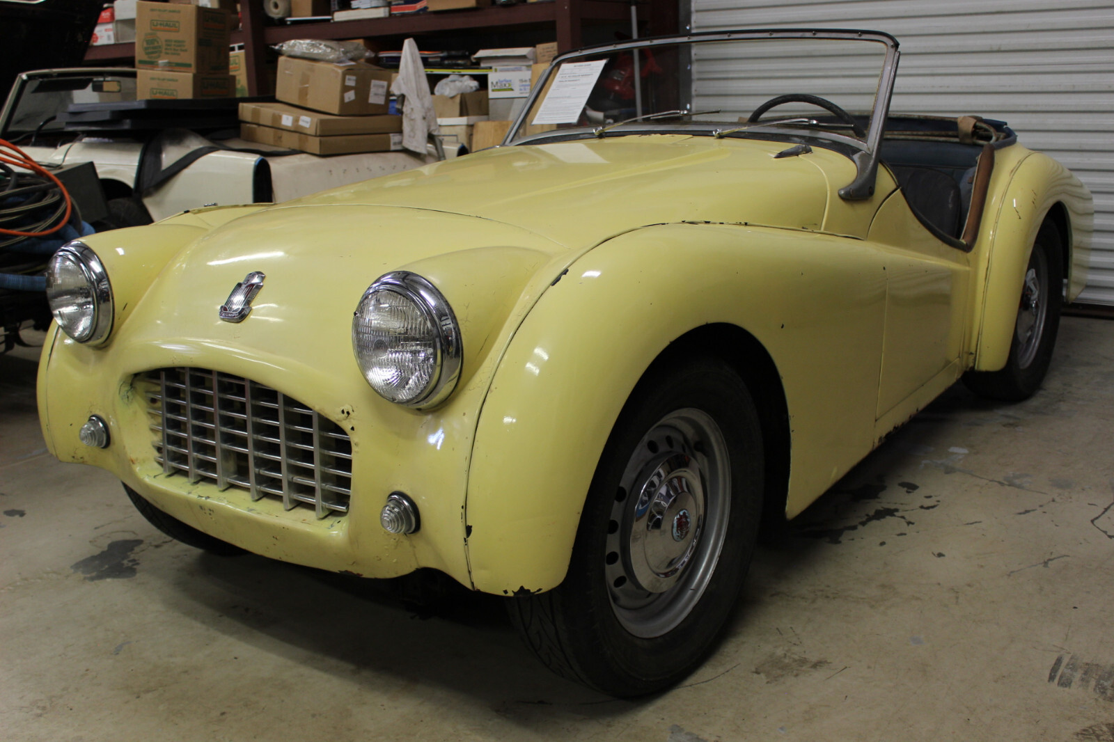 Triumph-TR3-1961-Convertible-10