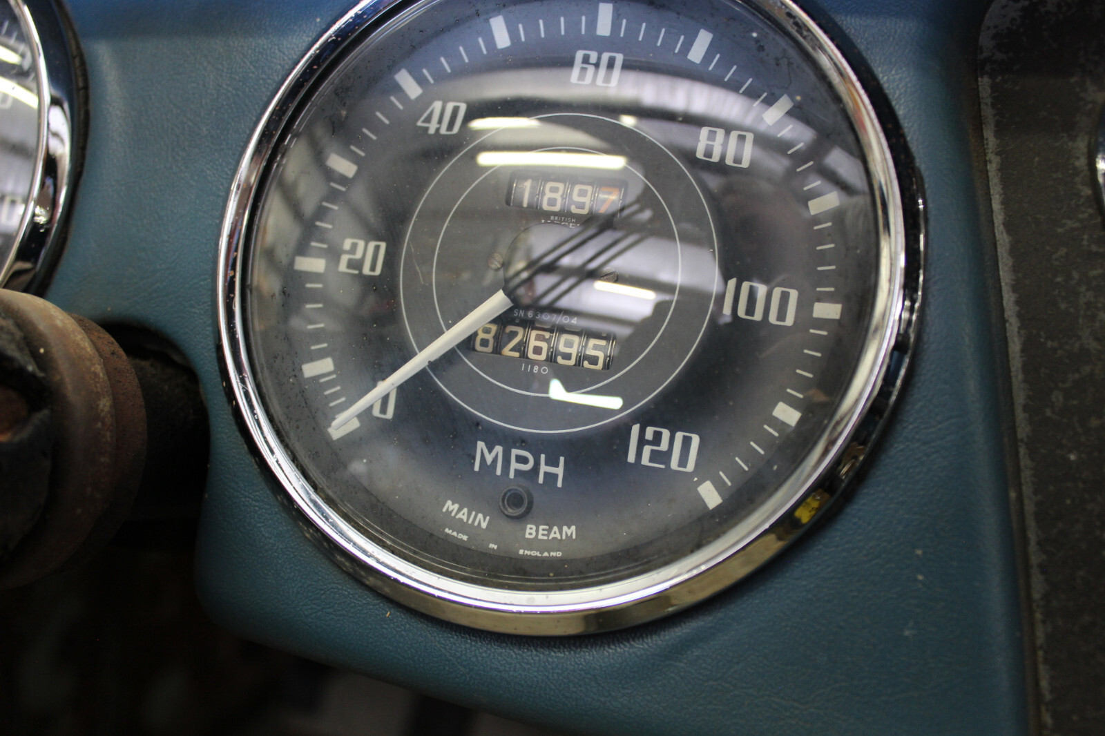 Triumph-TR3-1961-Convertible-23